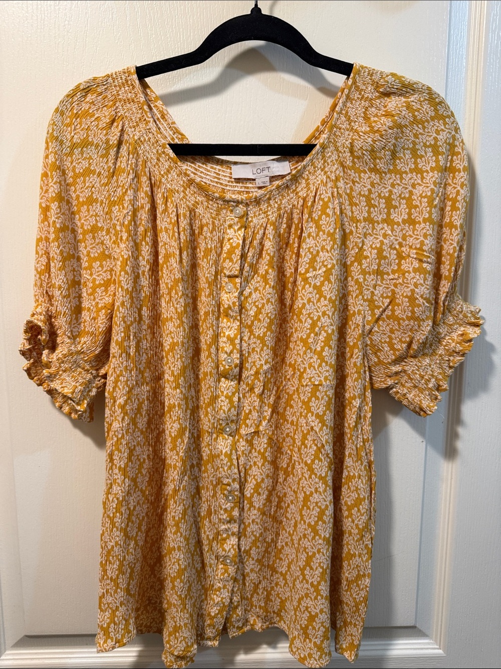 LOFT Mustard Yellow Floral Button-Front Blouse size large
